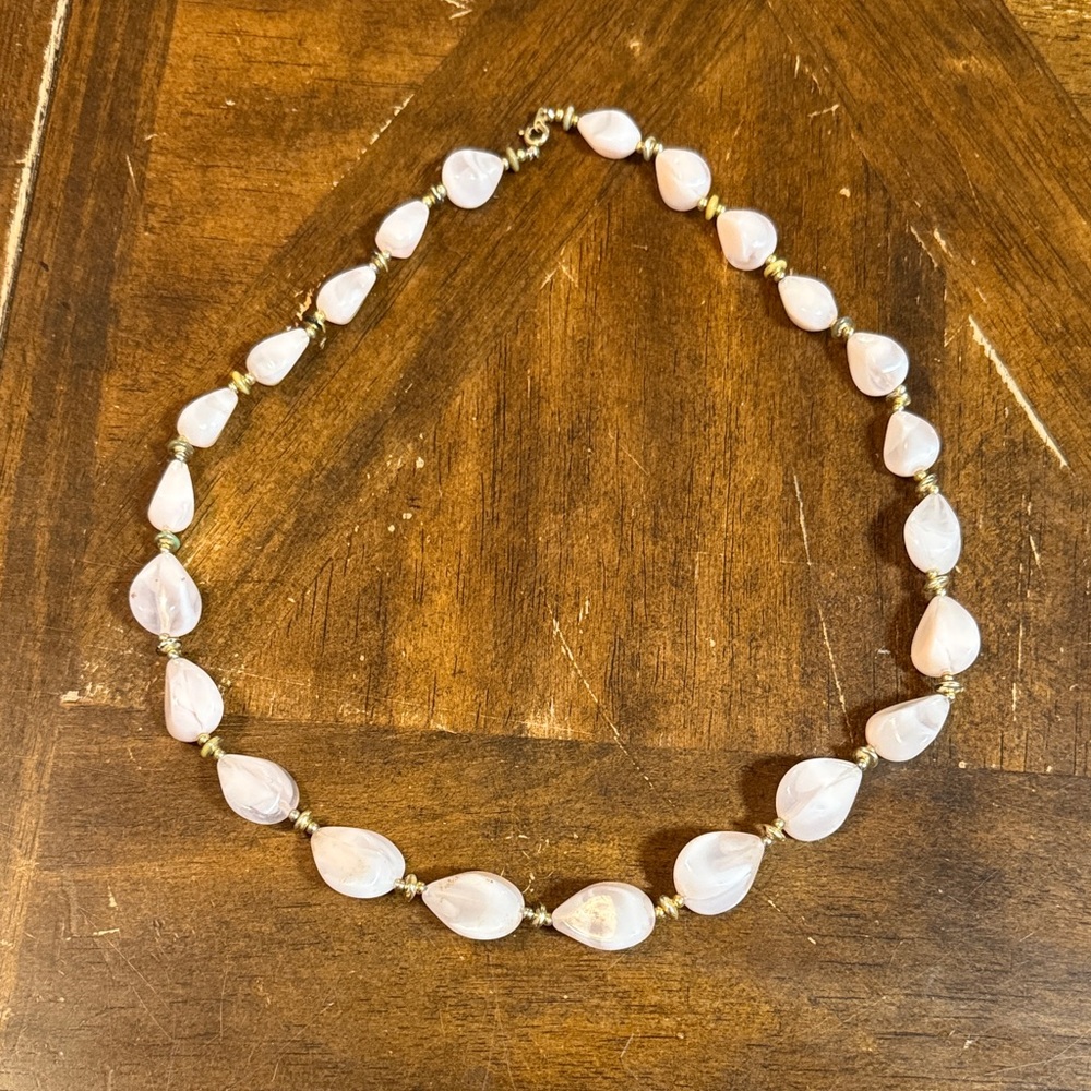 Elegant Necklace in good used condition